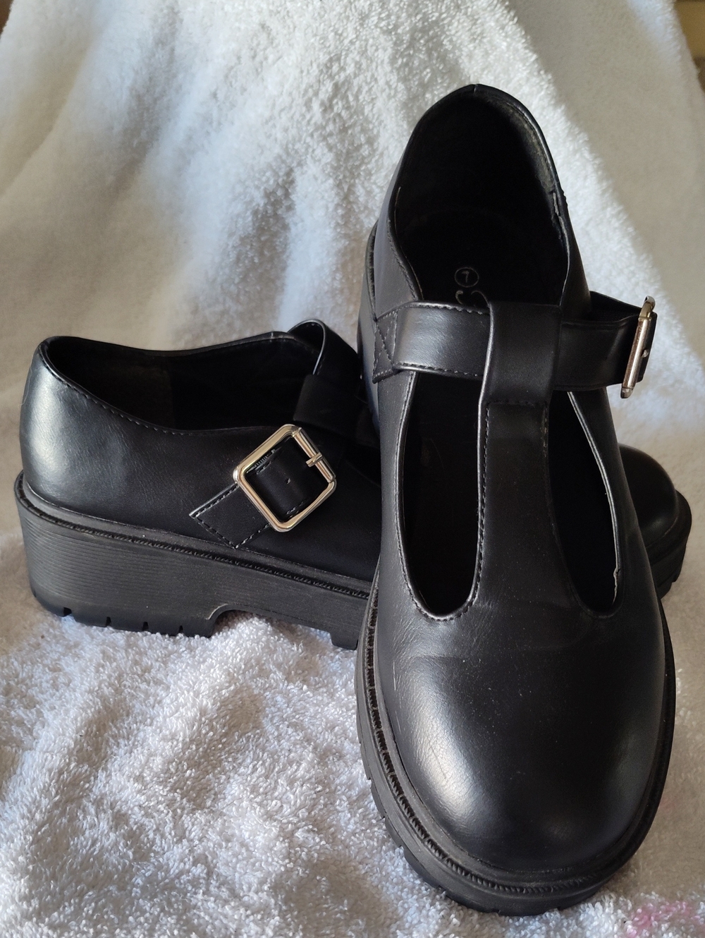Forever Women’s Black T-Strap Platform Mary Jane Shoes